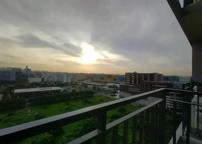 Pasay Fl Staycation 4*
